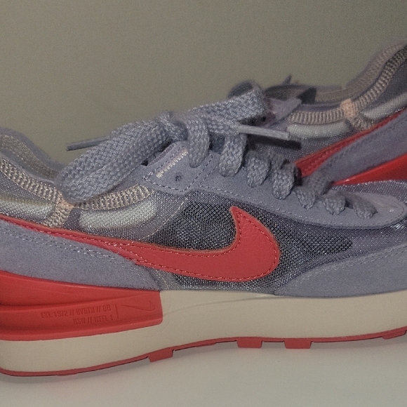 Nike Purple and Pink Athletic Sneakers Sz9 - Picture 8 of 10